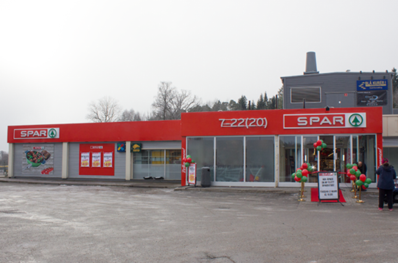 Bilde av inngangsparti Spar Skjelsvik.